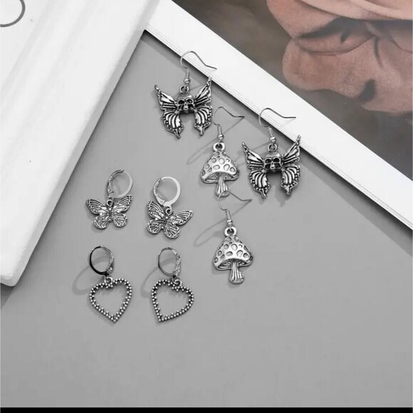 SILVER butterfly heart mushroom skull earring bundle - Picture 3 of 4